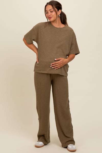 Rhea + Thea Olive Textured Knit Oversized Tee And Pants Maternity Set