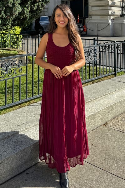 Listicle Burgundy Textured Smocked Bodice Sleeveless Maxi Dress