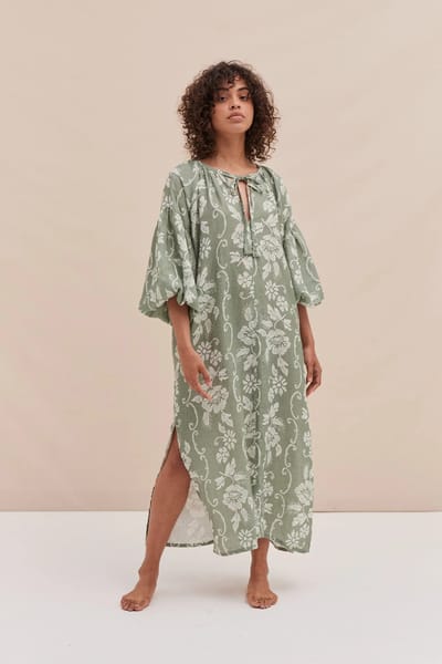Desmond & Dempsey Blouson Sleeve Kaftan Sage