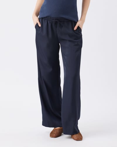 Ripe Maternity Tamara Satin Pull-On Pant Midnight