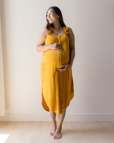 Kindred Bravely Ruffle Strap Labor & Delivery Gown | Honey