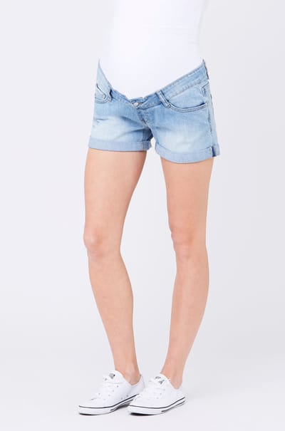 Ripe Maternity Denim Shorty Shorts Light Wash