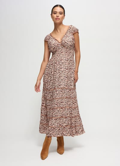 INGRID+ISABEL The Daydream Maternity Midi Cap Sleeve Dress