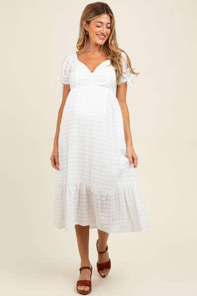 Beeson River Ivory Solid Sweet Heart Maternity Dress