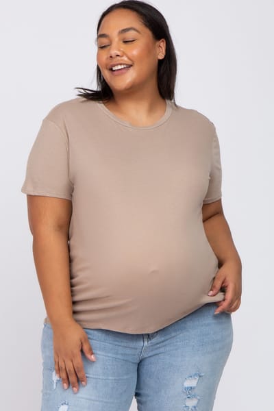Zenana Outfitters Mocha Solid Short Sleeve Plus Maternity Top