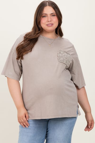 Easel Taupe Mineral Wash Crochet Pocket Maternity Plus Top
