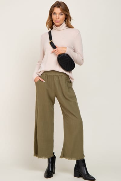 Umgee Olive Linen Frayed Hem Crop Pants