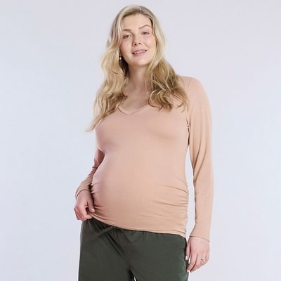 Kohl's Maternity Motherhood® V-Neck Side Ruched Long Sleeve Tee