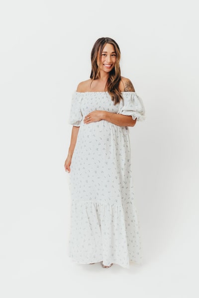 Worth Collective Livvy 100% Cotton Maxi Dress in Off-White / Blue Floral - Bump Friendly & Inclusive Sizing