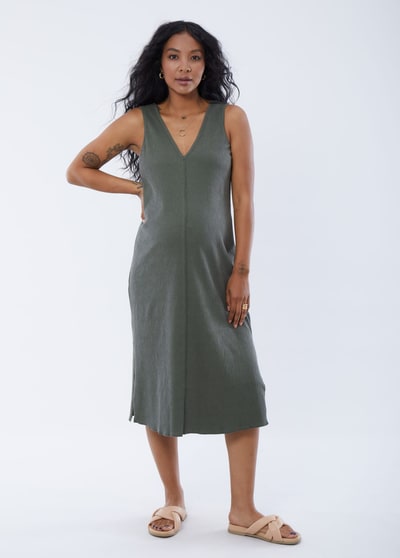 Ingrid & Isabel The Always On Maternity V Neck Midi Column Dress
