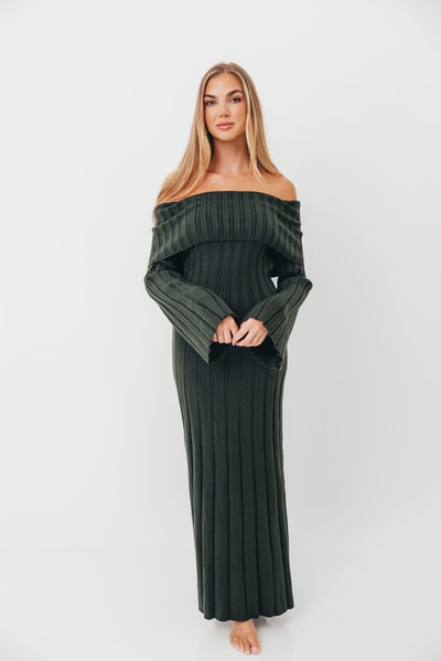 Worth Collective Evella Maxi Dress in Evergreen - Bump Friendly