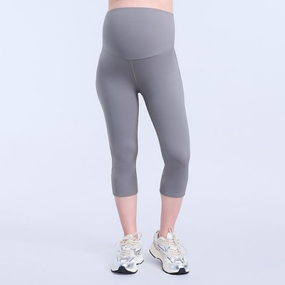 Kohl's Maternity Motherhood® Active Capri Leggings