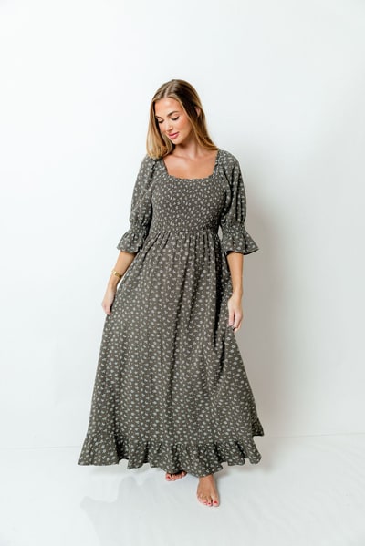 Worth Collective Sienna 100% Cotton Puff Sleeve Maxi Dress in Forest Foliage - Bump Friendly