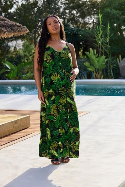 Yours Clothing BUMP IT UP MATERNITY Black & Green Palm Print V-Neck Dress