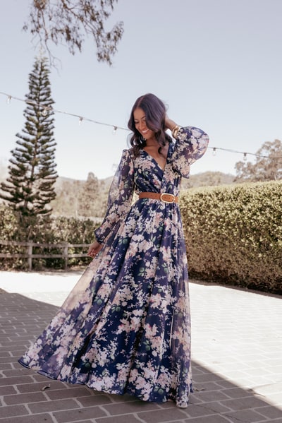 Petal & Pup Anisa Maxi Dress - Navy Floral