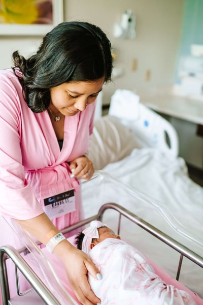 Milk & Baby Mommy Robe - Solid Pink