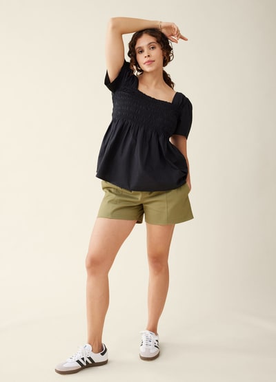 Ingrid & Isabel The Gwen Maternity Smocked Woven Top