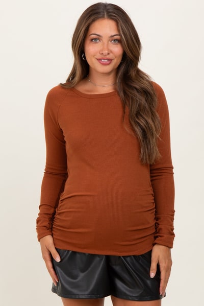 PinkBlush Rust Solid Ribbed Ruched Long Sleeve Maternity Top