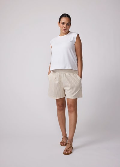 Ingrid & Isabel Everyday Linen Maternity Short